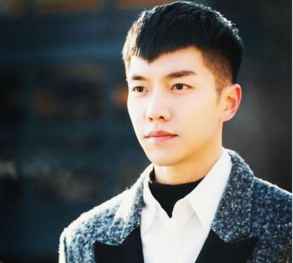 Tren 23 Gaya Rambut Pria a la K-Pop untuk Tahun 2021