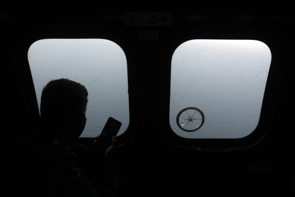 TNI AU Temukan Tumpahan Minyak di Lokasi Jatuhnya Sriwijaya Air
