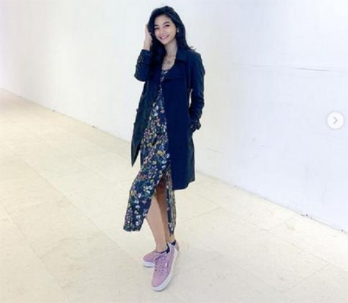 Rupa-Rupa OOTD Simpel Glenca Chysara, Boleh Ditiru Lho!