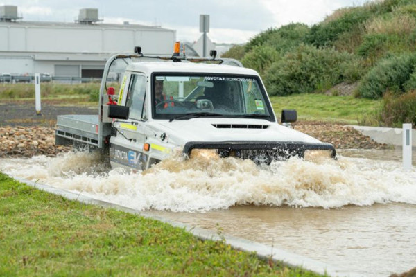 Spesies Langka, Toyota Land Cruiser Listrik Ada di Australia
