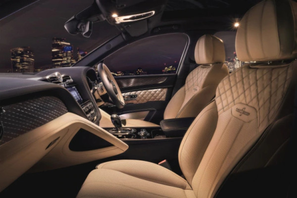 Bentley Bentayga Hybrid Bisa Tempuh 863 Kilometer Sekali Jalan