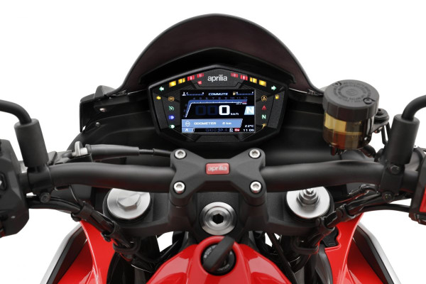 Sporty, Cantik, dan Elegan, Inilah Aprilia Tuono 660 Sport Naked