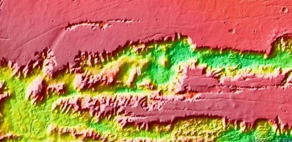 Ilmuwan Berusaha Mengungkap Misteri Terbentuk Ngarai 'Grand Canyon' di Mars