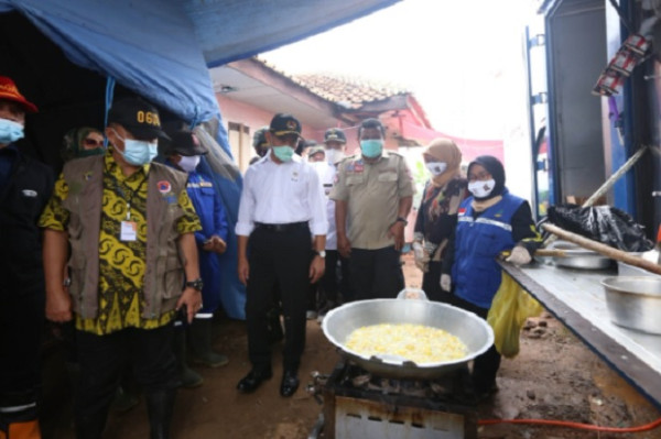 Menko PMK Minta Masyarakat Hormati Alam, Jangan Membangun di Wilayah Rawan Longsor