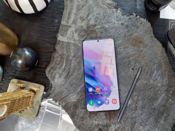 Trio Samsung Galaxy S21 Meluncur, Ini Spesifikasi yang Wajib Anda Simak