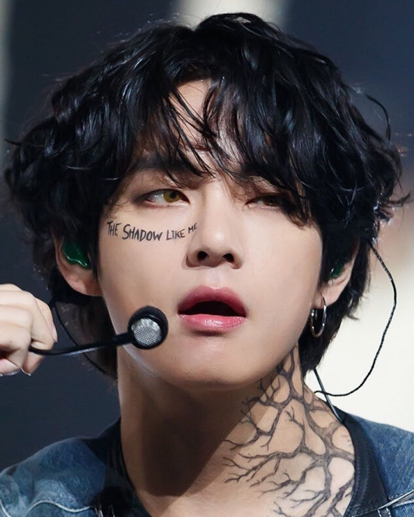 V BTS dan Suga Ungkap Alasan Sikap Mereka Kini Berubah