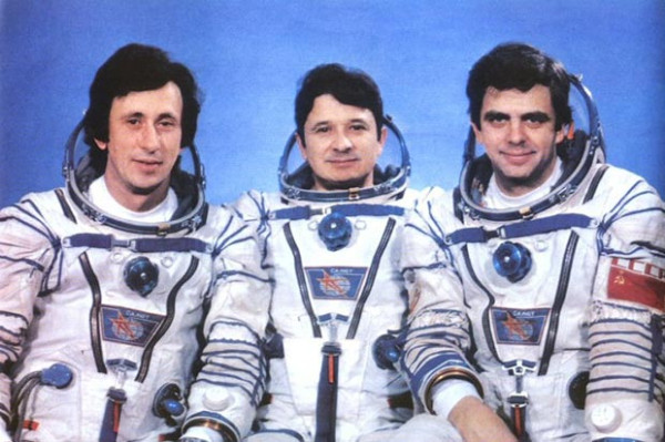10 Misi Astronot Terlama di Luar Angkasa, Rekor Dipegang Valery Polyakov