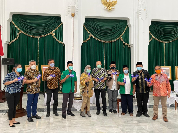 Masker dan Vaksin Sama Pentingnya dalam Melawan Covid-19