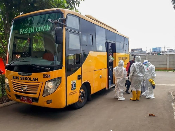 Kisah Relawan Pengawal Evakuasi Pasien Covid-19 di Jakarta, Begini Mereka Bekerja