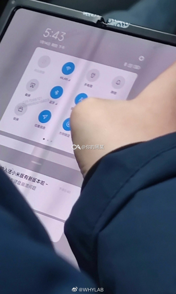 Seperti Inikah Tampilan Ponsel Layar Lipat Xiaomi?