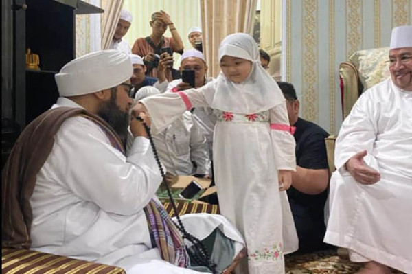 Pesan Habib Ali Al-Jufri Atas Wafatnya Habib Ali bin Abdurrahman Assegaf