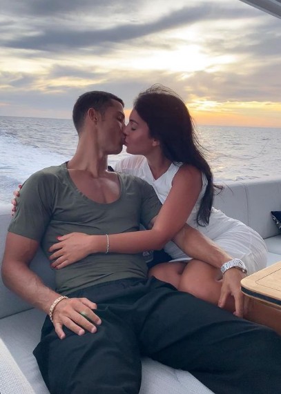 Ini Penyebab Cristiano Ronaldo Jinak di Hadapan Georgina Rodriguez