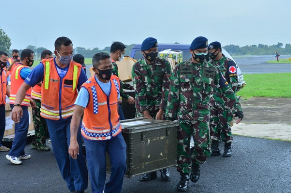 Bantu Korban Gempa Sulbar, TNI AU Kerahkan 15 Personel dan Peralatan Kesehatan