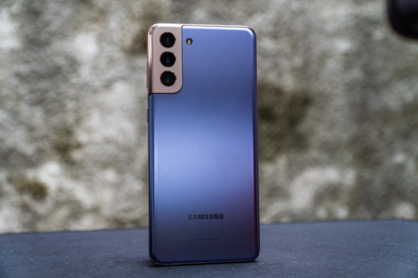 Ini 8 Alasan Membeli Samsung Galaxy S21+