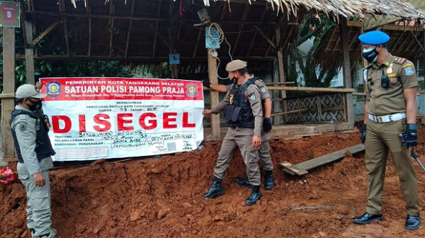 Belum Punya Izin, Rumah Makan Saung Milik Mantan Anggota DPRD Ini Disegel