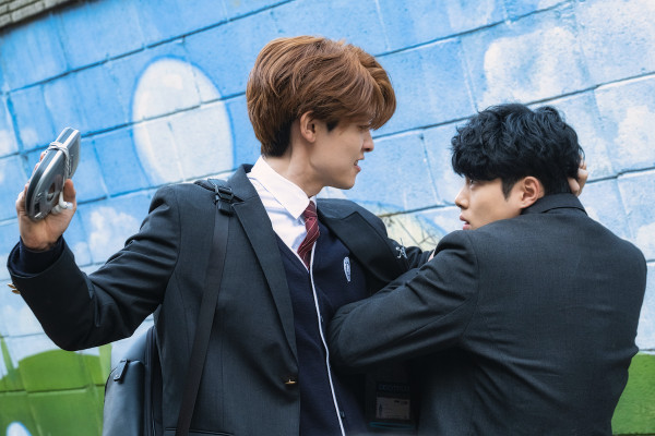 8 Hal yang Bikin Penasaran dari Drama 'The Uncanny Counter'