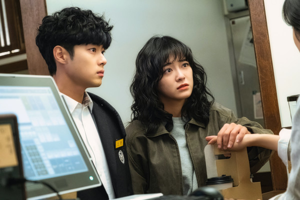 8 Hal yang Bikin Penasaran dari Drama 'The Uncanny Counter'