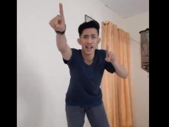 6 Parodi Yel-yel 