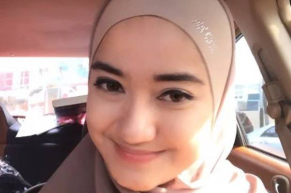 Seperti Ari Wibowo, Sejumlah Artis Ini Mantap Pindah Agama