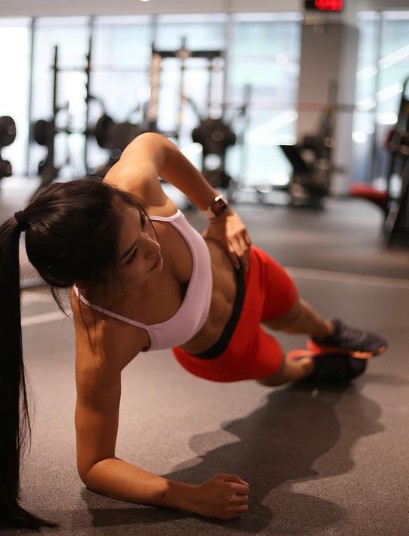 Bikin Ngeper, Moldir Mekenbayeva; Si Cantik Pemilik Sabuk Hitam Jiu-Jitsu