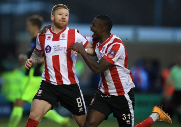 Cerita Conor McGregor: Dari Striker Mesin Gol Jadi Jawara UFC