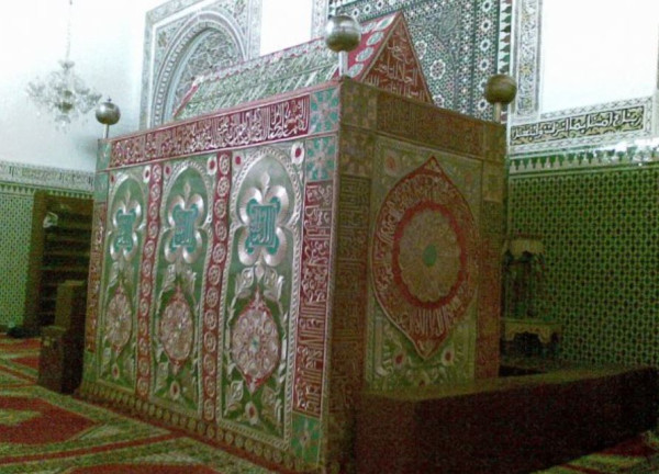 Kisah Imam Al-Jazuli yang Jasadnya Utuh Berkat Shalawat