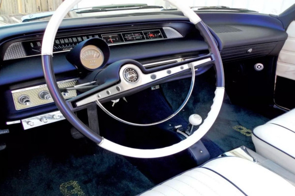 Chevy Impala Lansiran 1963 Milik Mendiang Kobe Bryant Dilelang, Harganya?