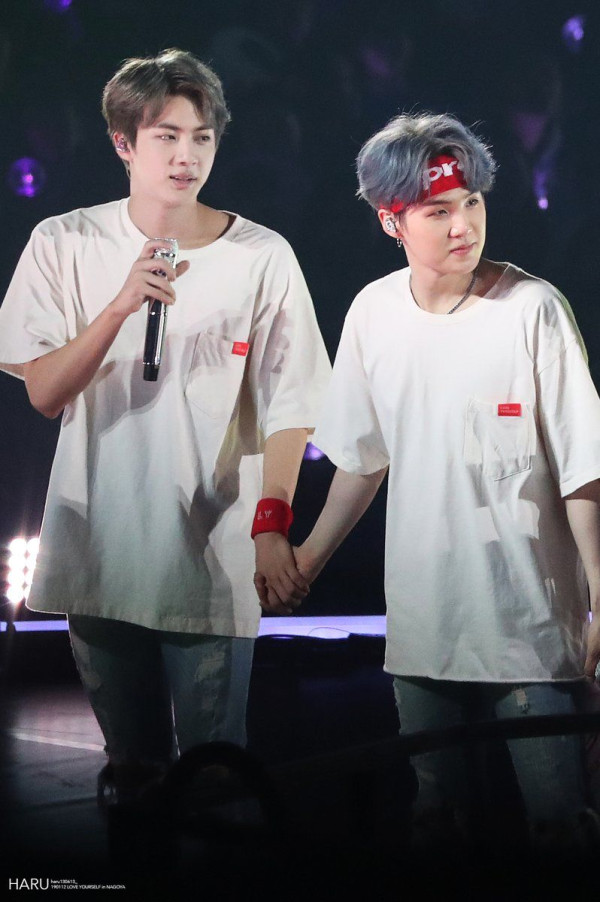 Terlihat Jauh Berbeda, Ini Kesamaan Jin dan Suga BTS yang Bikin Mereka Bagai Soulmate