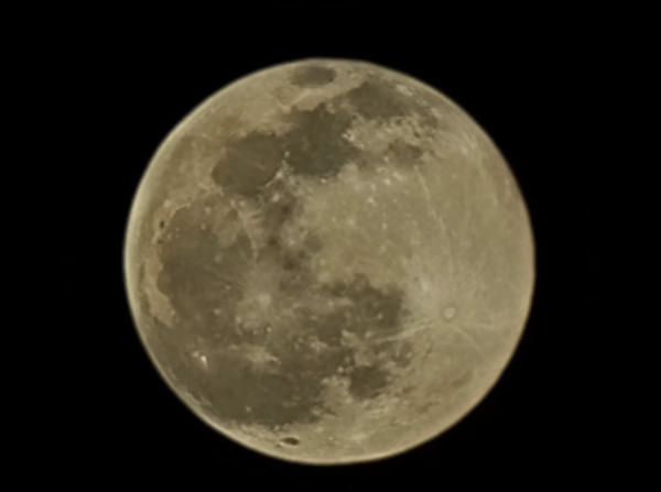 Terbukti, Hasil Foto Bulan dengan Samsung Zoom 100X Bukan Fake