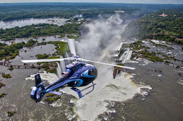 Ingin Liburan Makin Berkesan, Cobain Tur Helikopter Spektakuler di Berbagai Dunia