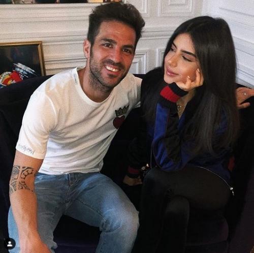 Fabregas Ternyata Punya Anak Tiri yang Cantik Banget