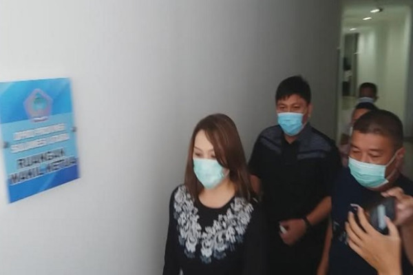 Michaela Elsiana Paruntu Datangi DPRD Sulut, Ini Penampakannya