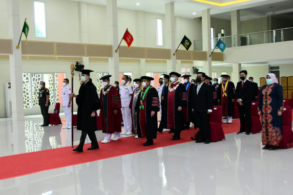 Unhan Cetak Lulusan Bergelar Doktor Ilmu Pertahanan Pertama