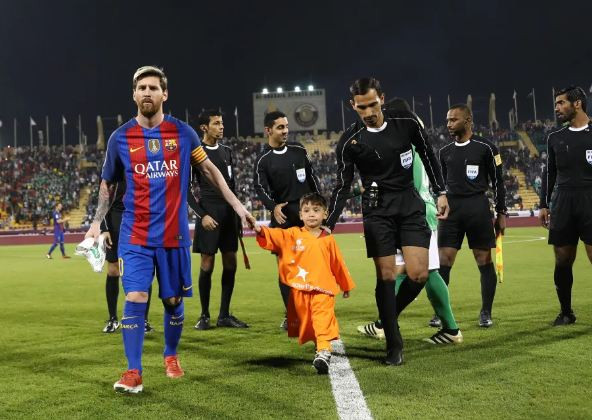 Kisah si Bocah Kantong Plastik Fans Messi dan Ancaman Diculik Taliban