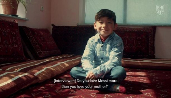 Kisah si Bocah Kantong Plastik Fans Messi dan Ancaman Diculik Taliban