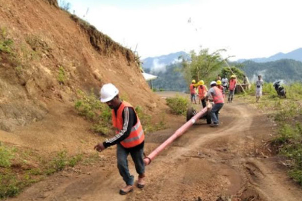 Terangi Desa Bantilang, PLN Andil Tingkatkan Kualitas Lada Sulsel