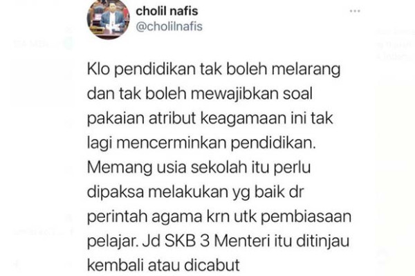 KH Cholil Nafis Kritik Keras SKB 3 Menteri Soal Larangan Wajib Berjilbab