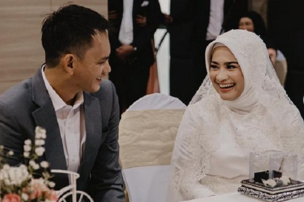 6 Foto-foto Cantik Ikke Nurjanah di Momen Pernikahan