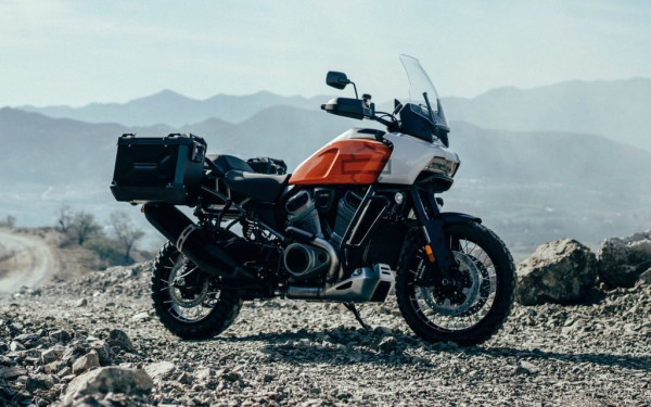 Pria Australia ini Nekat Bawa Harley-Davidson Road King Main Offroad