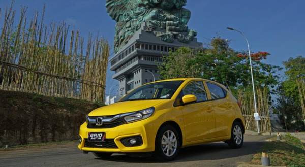 Termurah Rp100 Juta Sudah Dapet Mobil Baru, Ini Harga LCGC Februari 2021
