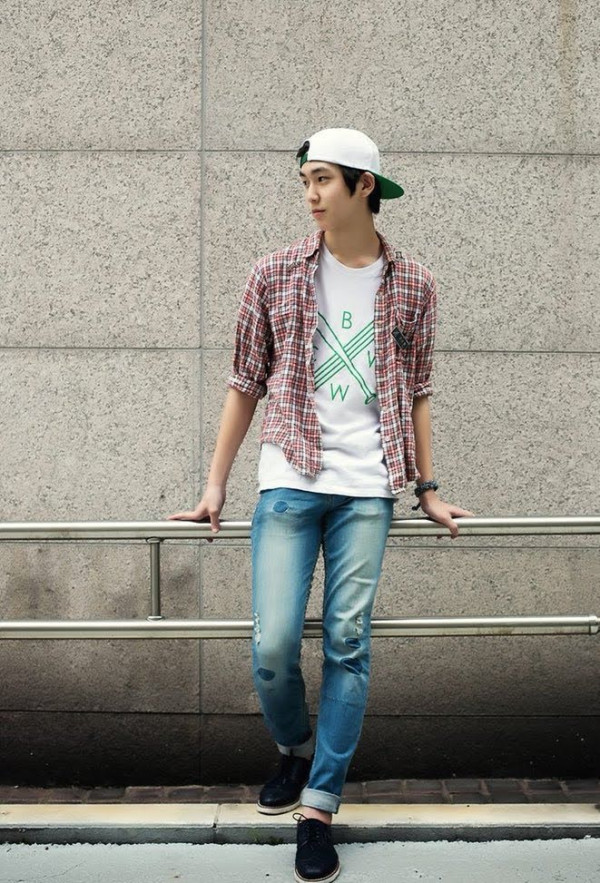 Terlalu Ganteng, Penjaga Toko EXO Kini Jadi Member PENTAGON