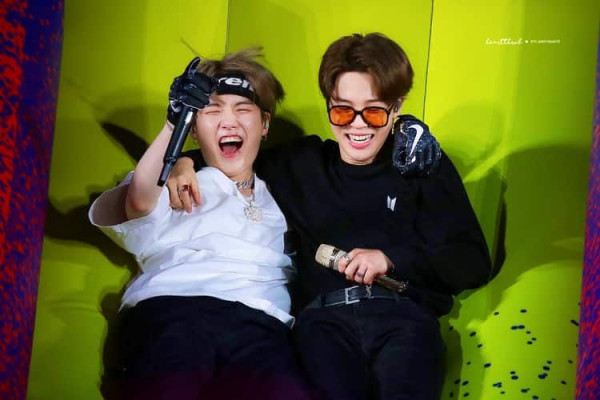 Bajunya Diejek Suga BTS, Jimin Mengadu ke Stylist