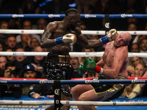 5 Pertarungan Terberat Tyson Fury Mengguncang Tinju Kelas Berat