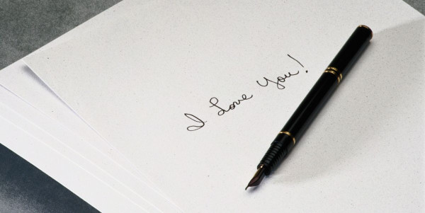 7 Cara Menulis Surat Cinta yang Efektif Menurut Ahli