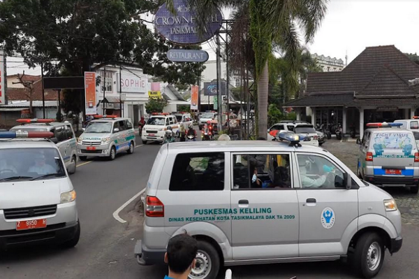 380 Santri Positif COVID-19, Sebanyak 152 Dibawa Iringan Ambulans untuk Diisolasi