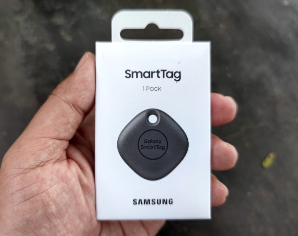 Unboxing Galaxy SmartTag, Pelacak Mini Khusus untuk Samsung Galaxy