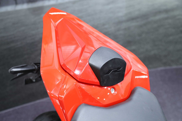 Total Cuma Rp1,5 Juta, Ini 6 Aksesori Resmi yang Bikin Honda CBR150R 2021 Lebih Ciamik!