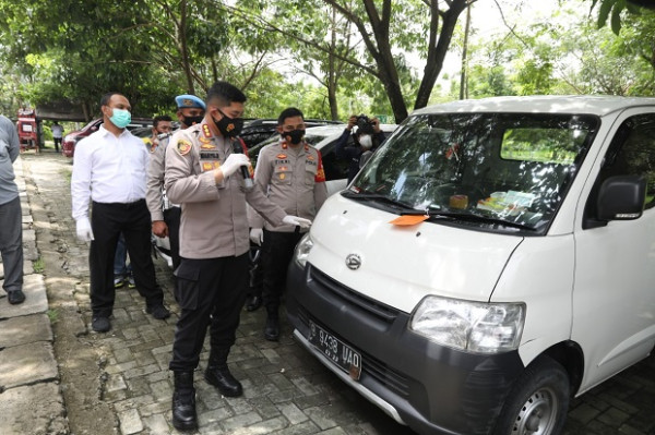 Kecanduan Judi Online, 2 Perampok Mobil Pikap Hantam Kepala Korban dengan Batu