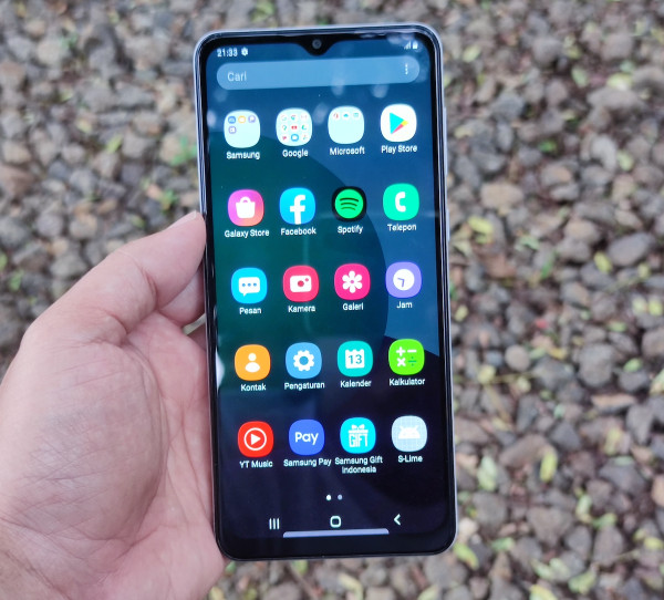 Unboxing, Harga, dan Spesifikasi Galaxy A02, Ponsel Sejutaan Berdesain Denim