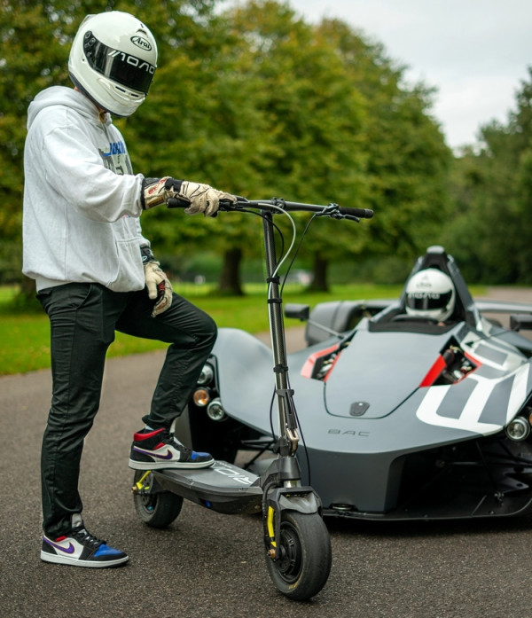 Hyperscooter Rion RE90 Dibanderol Rp220 Juta, Bisa Melesat 160 Km/jam